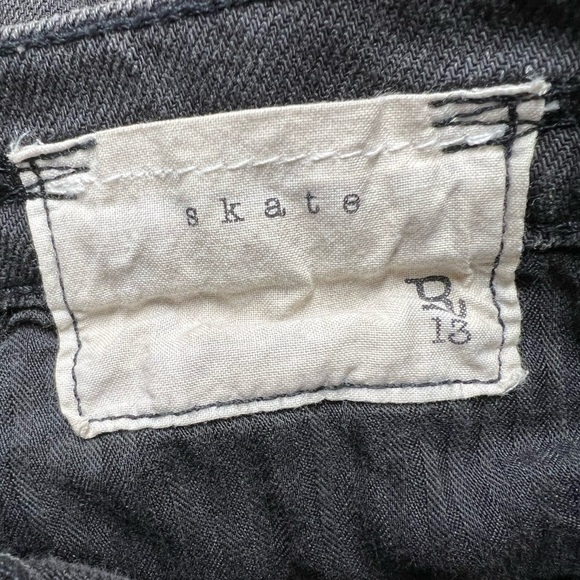 NWT R13 Skate Distressed Jeans Shredded Black 24 - Picture 10 of 13